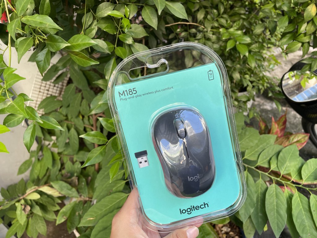 Chuột không dây Logitech M185 chính hãng