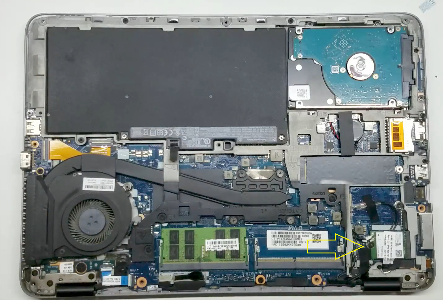 Thay card WIFI cho laptop HP Elitebook 840 G3 và Elitebook 850 G3 1 Thay card WIFI cho laptop HP Elitebook 840 G3 và Elitebook 850 G3