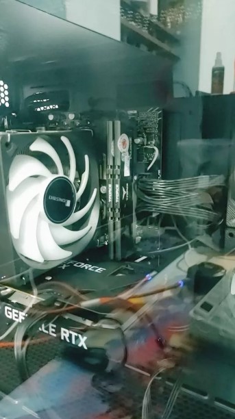 Ram máy tính Team Group T-Force Vulcan Z Gaming DDR4 16GB 3200Mhz (Xám)